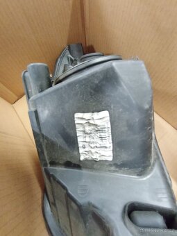 Škoda Fabia 2 - přední světlomety - 2