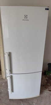 Lednice Electrolux ve velmi pěkném vyčištěném stavu - 2