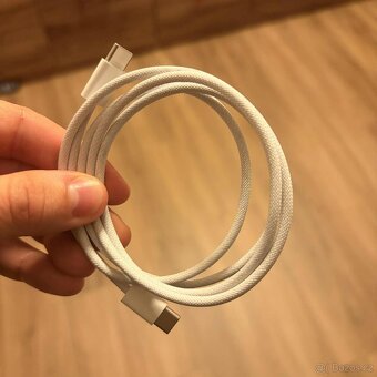 Originální USB-C na USB-C kabel Apple (z iPhone 17) - 2
