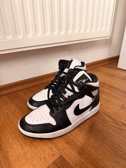Air Jordan 1 Mid - 2