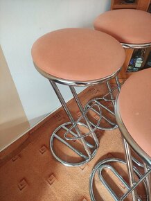 Prodám čtyři barové židle - 2