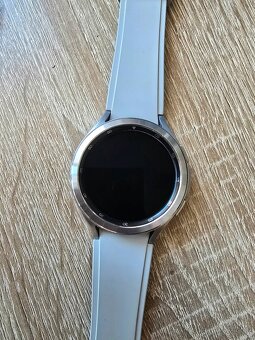 SAMSUNG Galaxy Watch 4 Classic (46 mm) stříbrná - 2