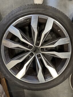 Alu kola Touareg R21 - 2