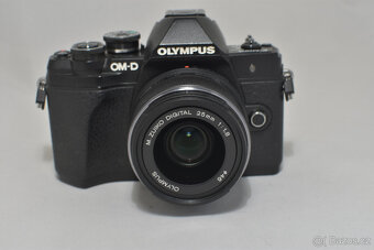 OLYMPUS OM-D E-M10 MARK III. + M. ZUIKO 25/1,8 - 2