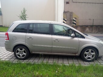Opel Zafira 1.8 - 2