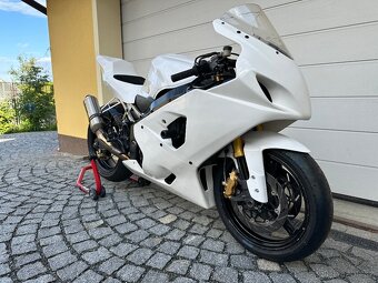 Suzuki gsx-r 750 K5, okruhovka - 2