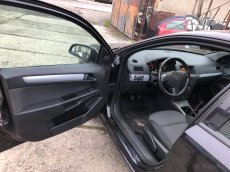 Opel Astra H Náhradní díly z těchto vozů - 2