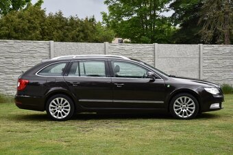 Škoda Superb II 1.6 TDi CR ELEGANCE,XENON,DKLIMA,TEMP,VÝHŘEV - 2