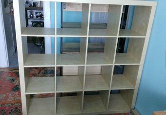 IKEA Expedit 4x4 s krabicemi Dröna - 2