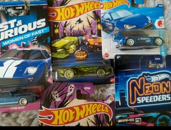 Hotwheels - 2