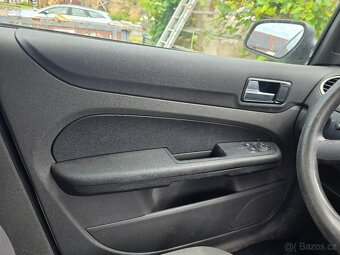 Prodám náhradní díly Ford Focus - 2