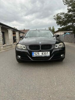BMW 325d Touring - 2