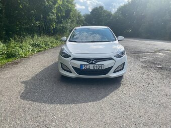 Hyundai i30 Hatchback 1.4i 73 kW - 2