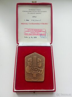 Medaile a odznak ROH - 2