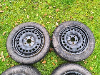 zimni sada plechove disky kola hyundai i30 - 2