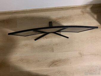 Prohnutý monitor Samsung 27" - 2