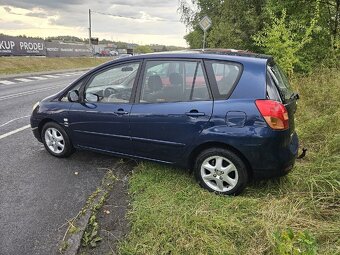 Toyota Corolla Verso 2.0 diesel r.v.2003 - 2