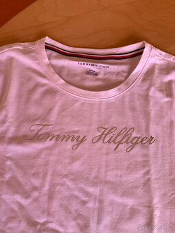 dámské tričko zn. Tommy Hilfiger - vel. S/M - nové - 2