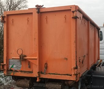 Kontejner chodníkový avia - 2