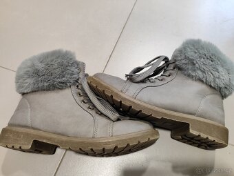 Zimní dívčí boty vel. 38 - 2
