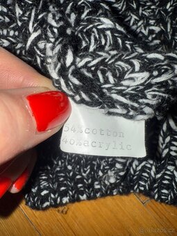 svetr černobílý - 2