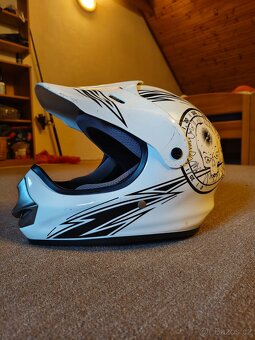 prodám dětskou přilbu na Traily - 2