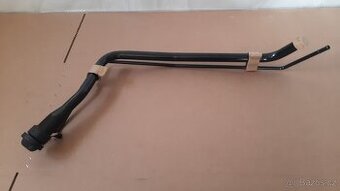 Toyota LC 120 – Hrdlo nádrže - 2