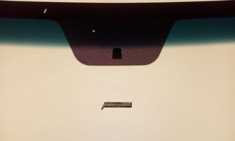 Hyundai I40 čelní sklo - 2