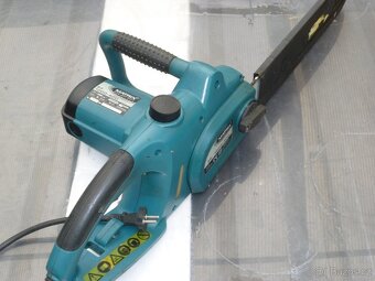 Elektrická řetězová pila - 2