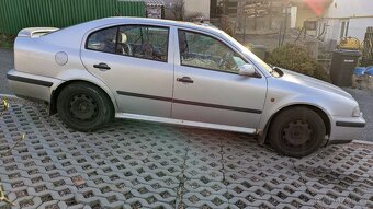 Octavia 1.8 Agn 92kw 1998 - 2