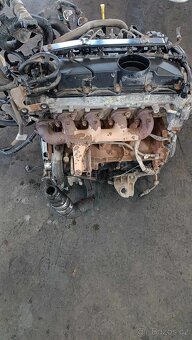 prodám motor 4HU 2.2hdi 88kW - 2