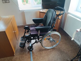 Invalidní vozík - 2