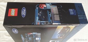 LEGO Technic 42154 2022 Ford GT - 2