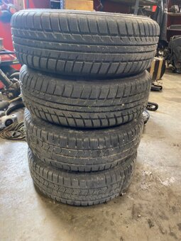 Plechové disky s pneumatikou 175/65 R14 - 2