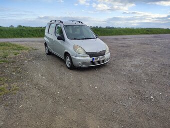 Toyota Yaris Verso 1.3 VVTi - 2