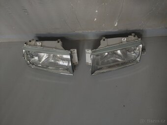 Škoda Octavia 1 - přední světla - 2
