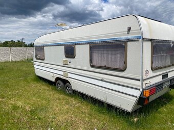 Prodám 2napravovy karavan - 2
