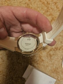 Dámské hodinky Guess - 2