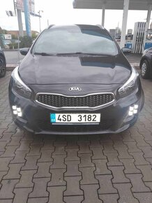 KIA CEED 1,6 CRDI GT LINE AUTOMAT - 2