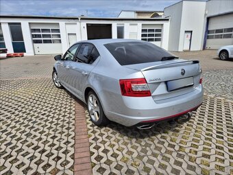 Škoda Octavia 2,0 TSI DSG RS (2013) - 2