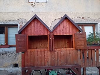 Prodám dětský dřevěný domeček. - 2