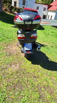 Suzuki Burgman 650 - 2