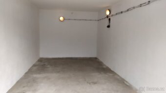 Pronajmu garáž Jihlava - 2