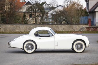 Jaguar XK120 Coupe - 2