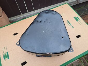 CZ 125 T zetka kastlík schránka baterie - 2