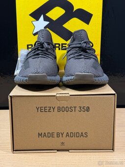 Adidas Yeezy boost 350 v2 black ray gum - 2