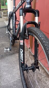 Horské kolo M-18 rám vidlice Rock shox - 2
