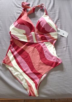 Dámské celkové plavky Triumph - 2