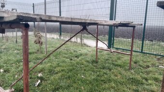 Zednicky, pracovní stůl - 2