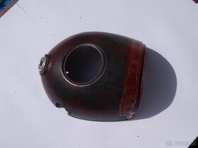 MASKA SVĚTLA HORNÍ JAWA-ČZ - 2